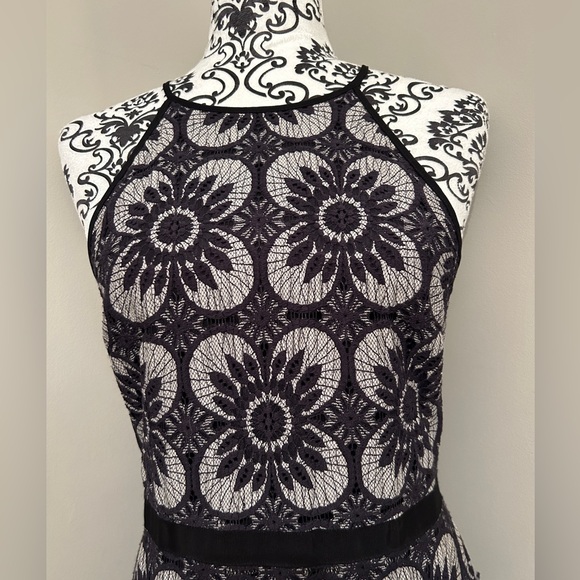 Dress by Banana Republic - Picture 4 of 6